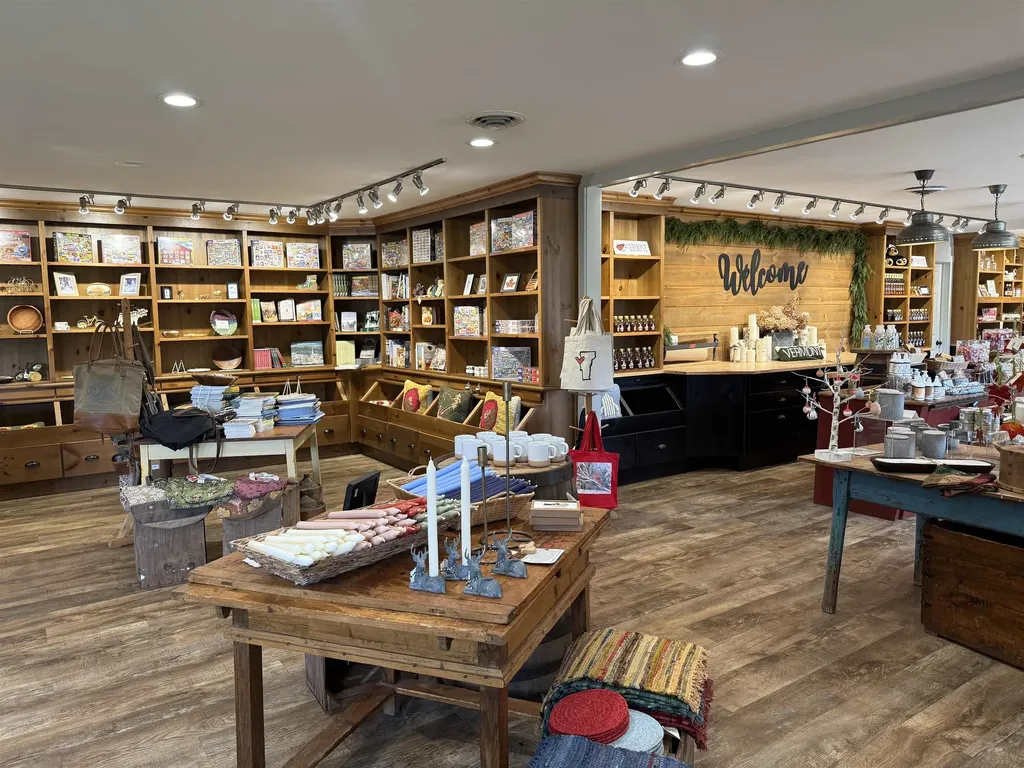 4578 Us Route 7 Pittsford VT 05763