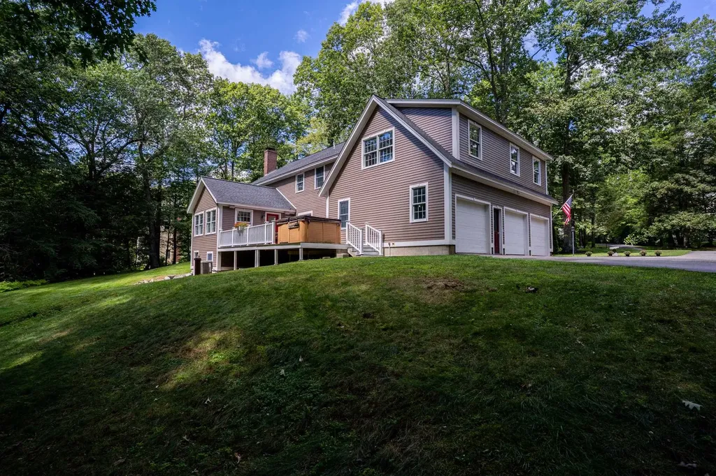 37 Gale Road Hampton NH 03842