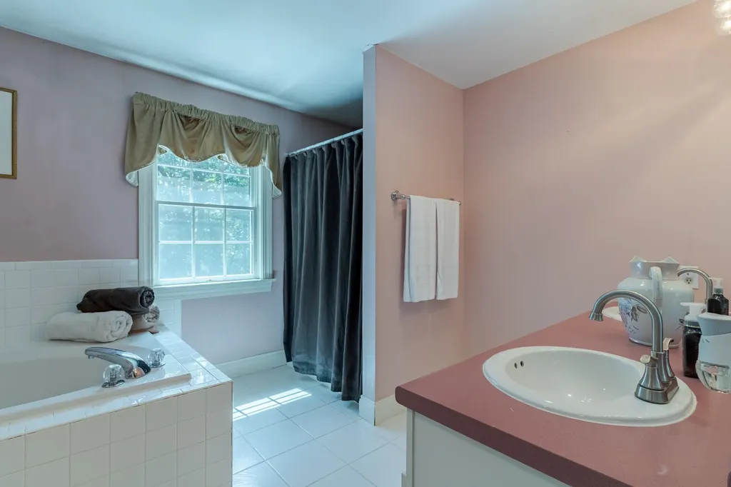 37 Gale Road Hampton NH 03842