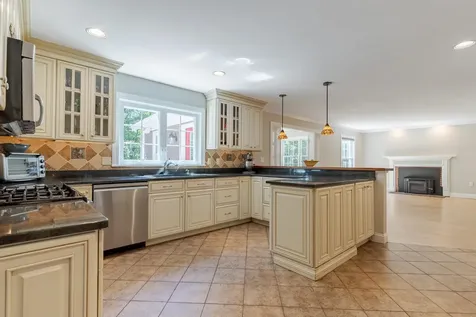 37 Gale Road Hampton NH 03842