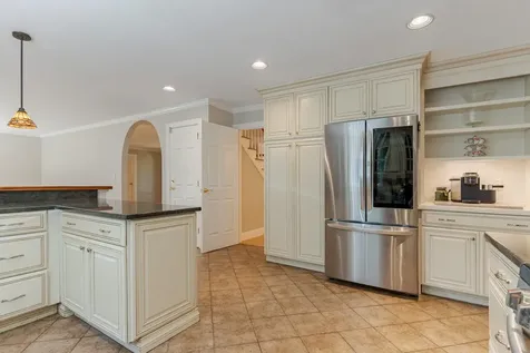 37 Gale Road Hampton NH 03842