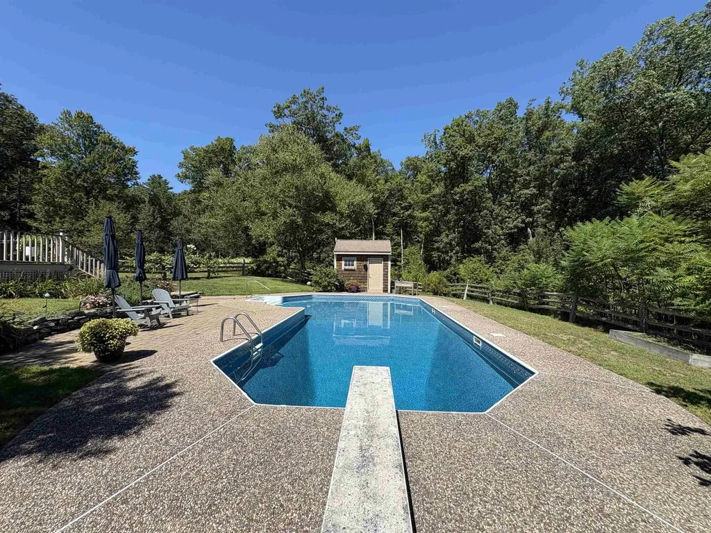 29 Southgate Road Hollis NH 03049