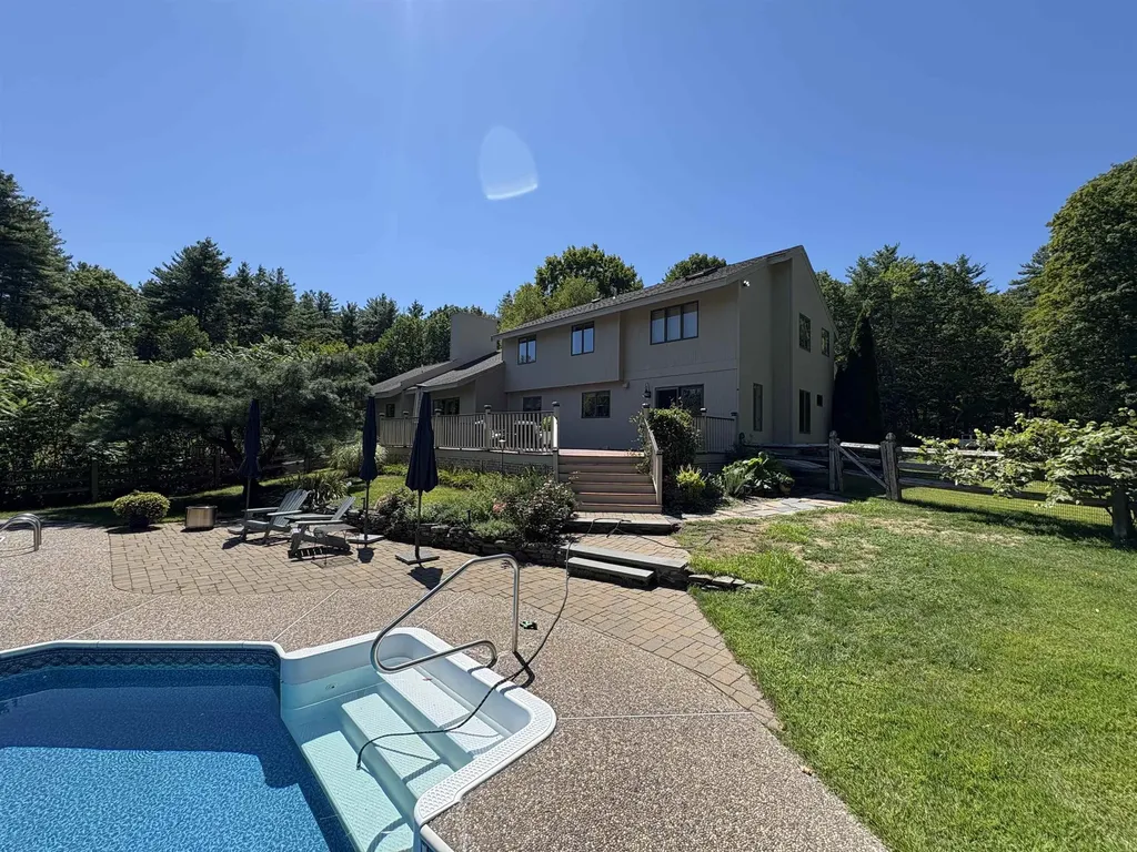 29 Southgate Road Hollis NH 03049