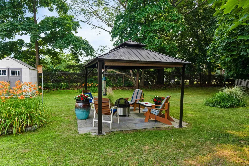 73 Hayden Parkway South Burlington VT 05403