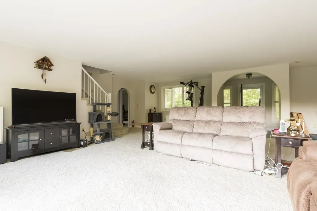 50 Windmill Hill Road Dublin NH 03444