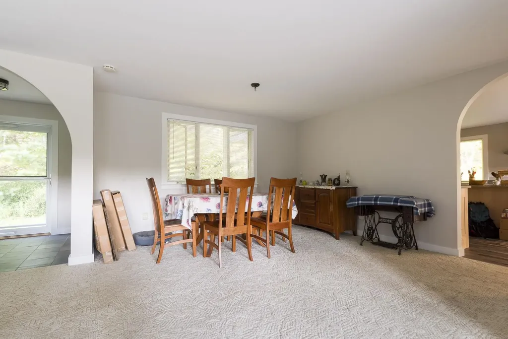 50 Windmill Hill Road Dublin NH 03444