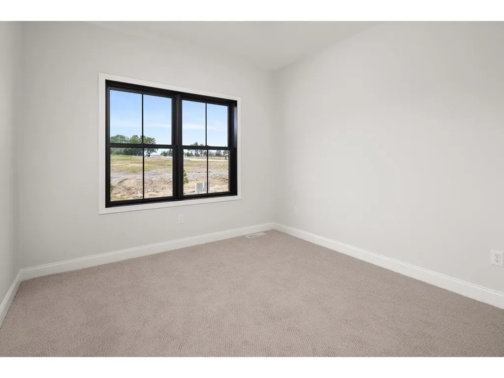 160 Mabel Way South Burlington VT 05403