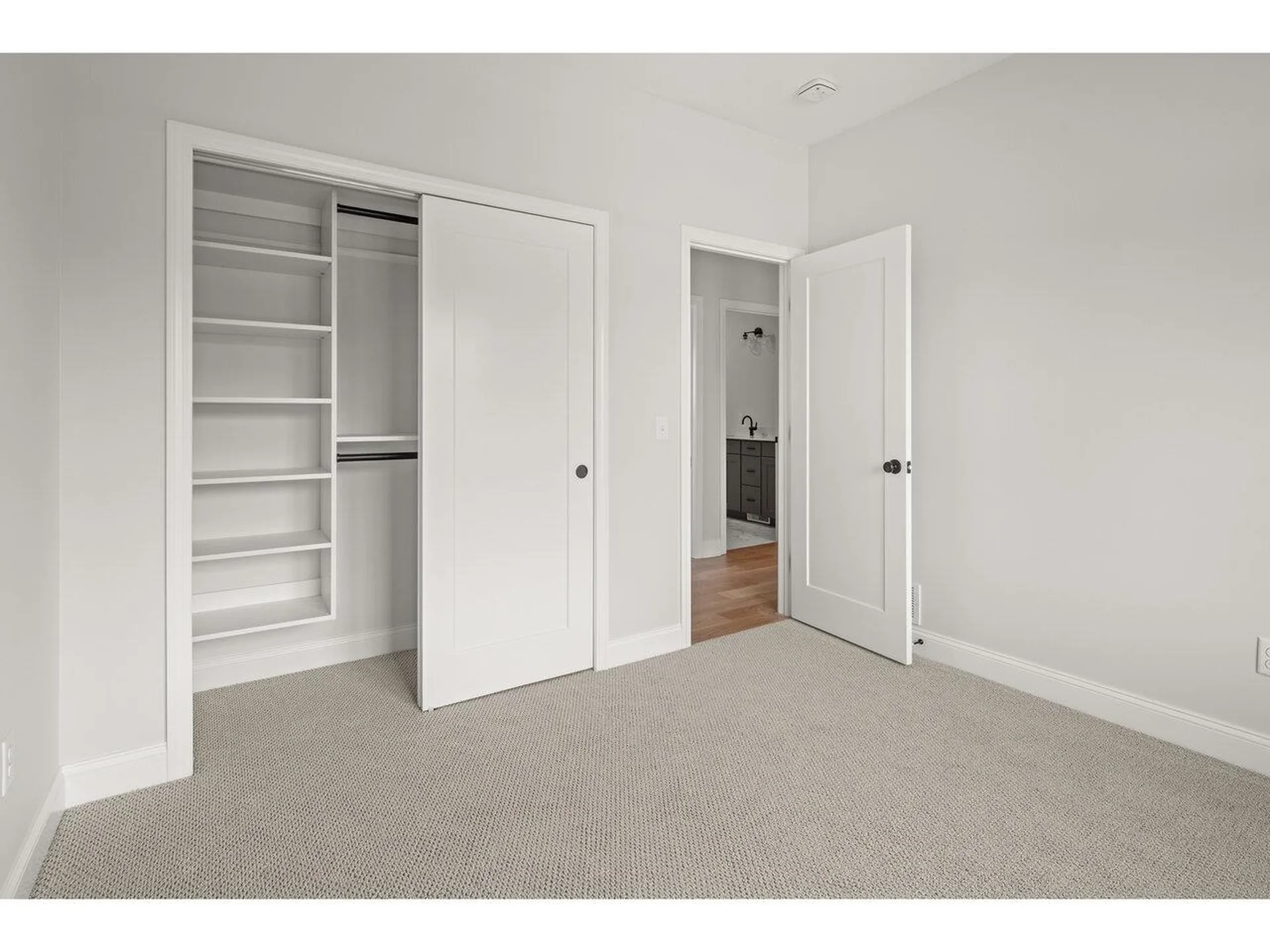 160 Mabel Way South Burlington VT 05403