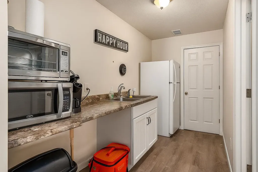 3 Greene Street Hampton NH 03842