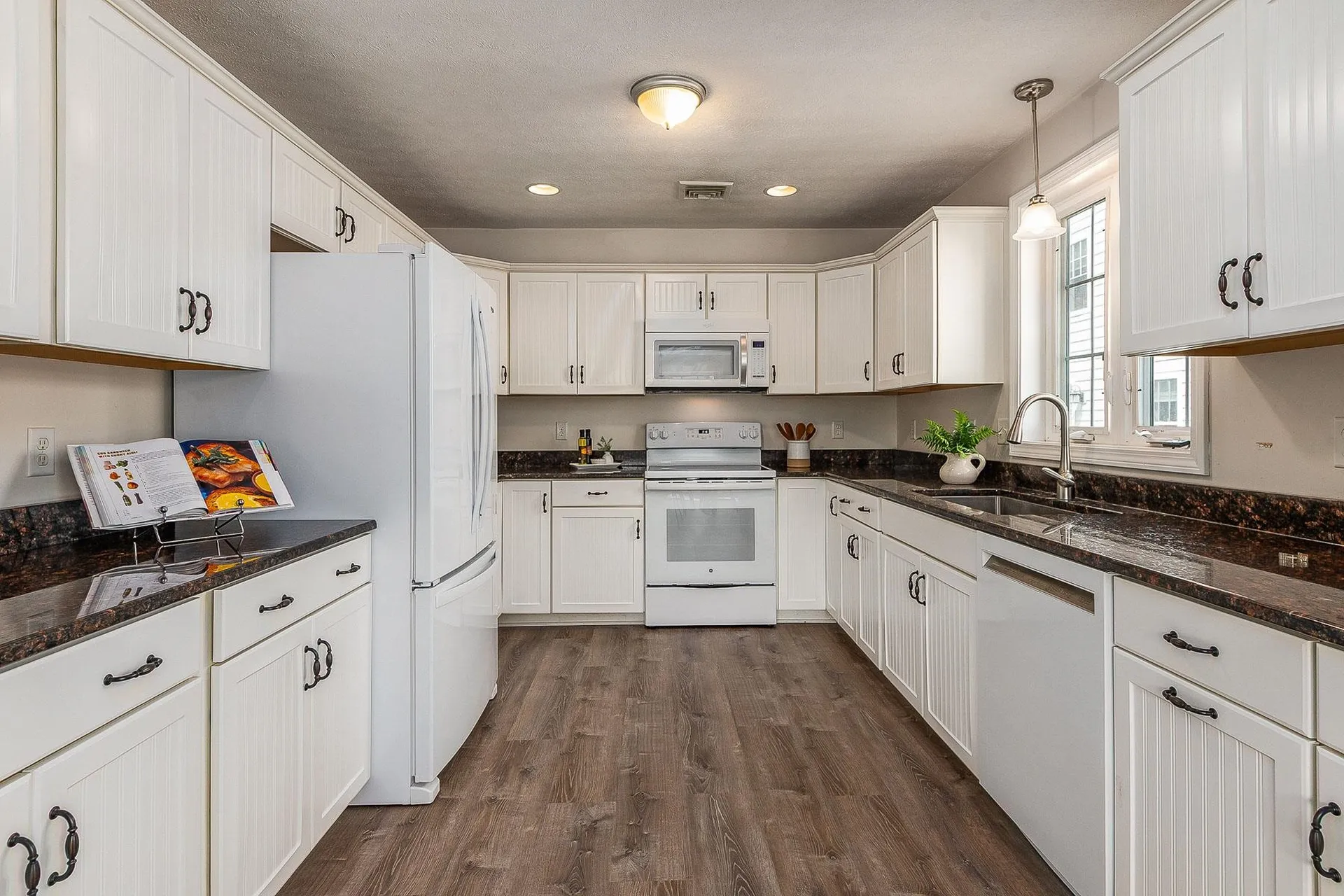 3 Greene Street Hampton NH 03842