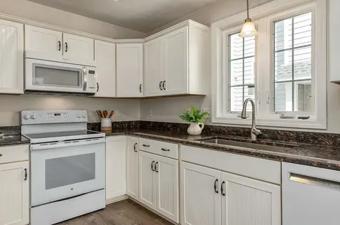 3 Greene Street Hampton NH 03842