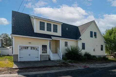 3 Greene Street Hampton NH 03842