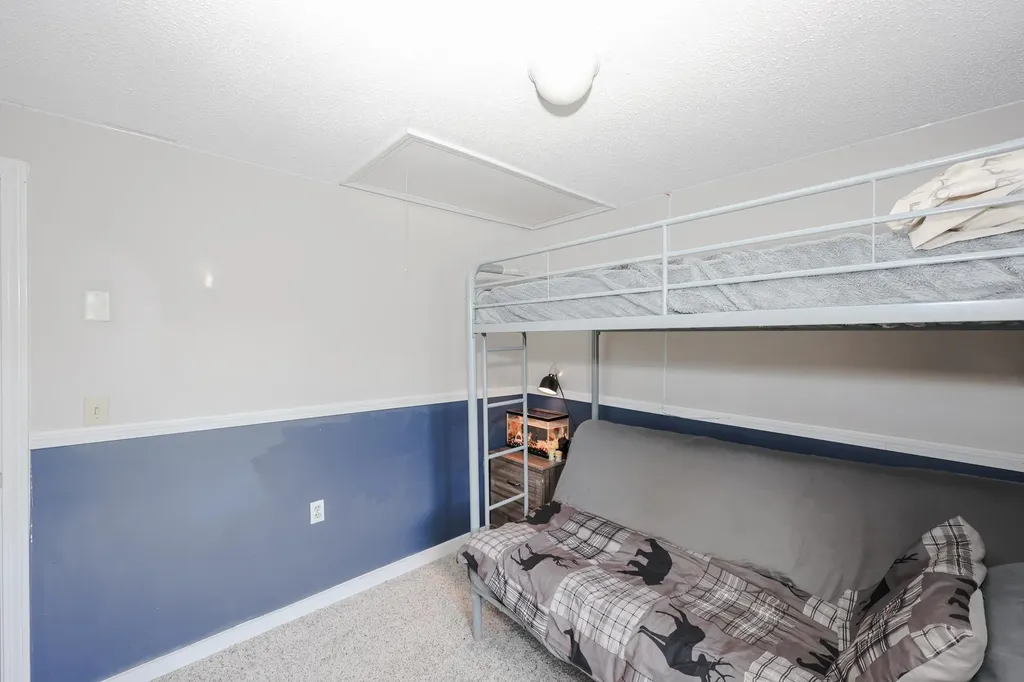 5 Richardson Drive Derry NH 03038