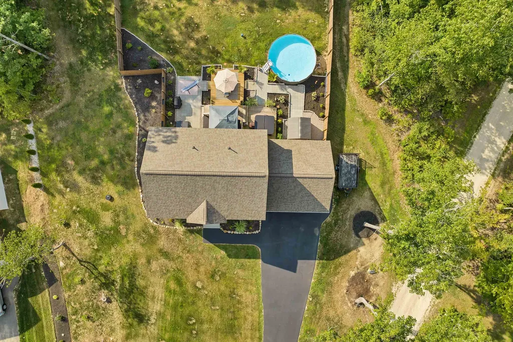 138 Bailey Drive Pittsfield NH 03263