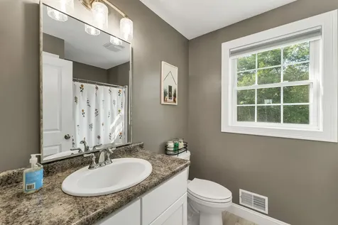 138 Bailey Drive Pittsfield NH 03263