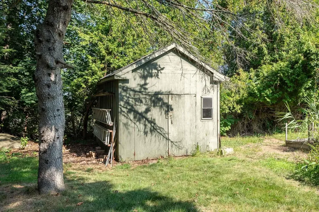 5 William Circle Stratham NH 03885