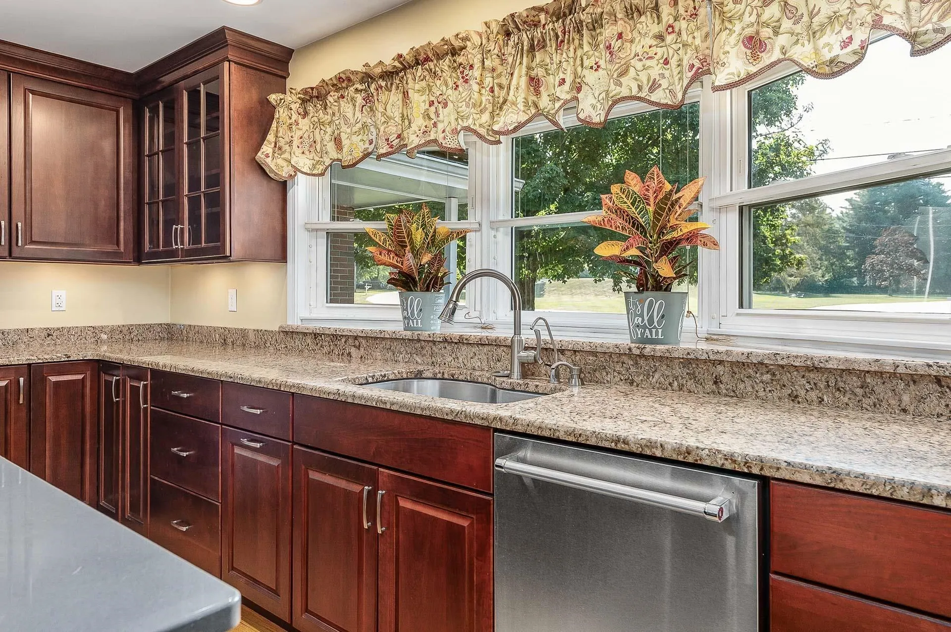 5 William Circle Stratham NH 03885