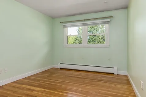 5 William Circle Stratham NH 03885