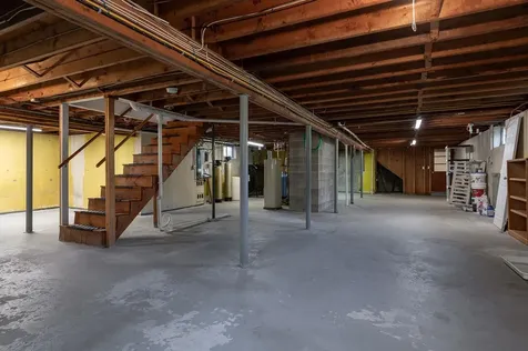 5 William Circle Stratham NH 03885