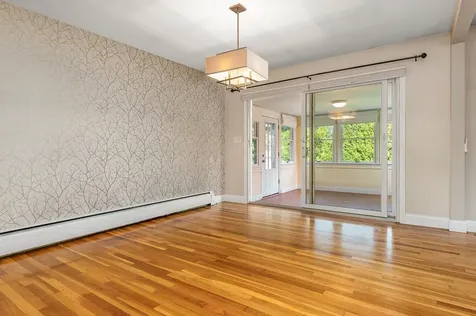 5 William Circle Stratham NH 03885