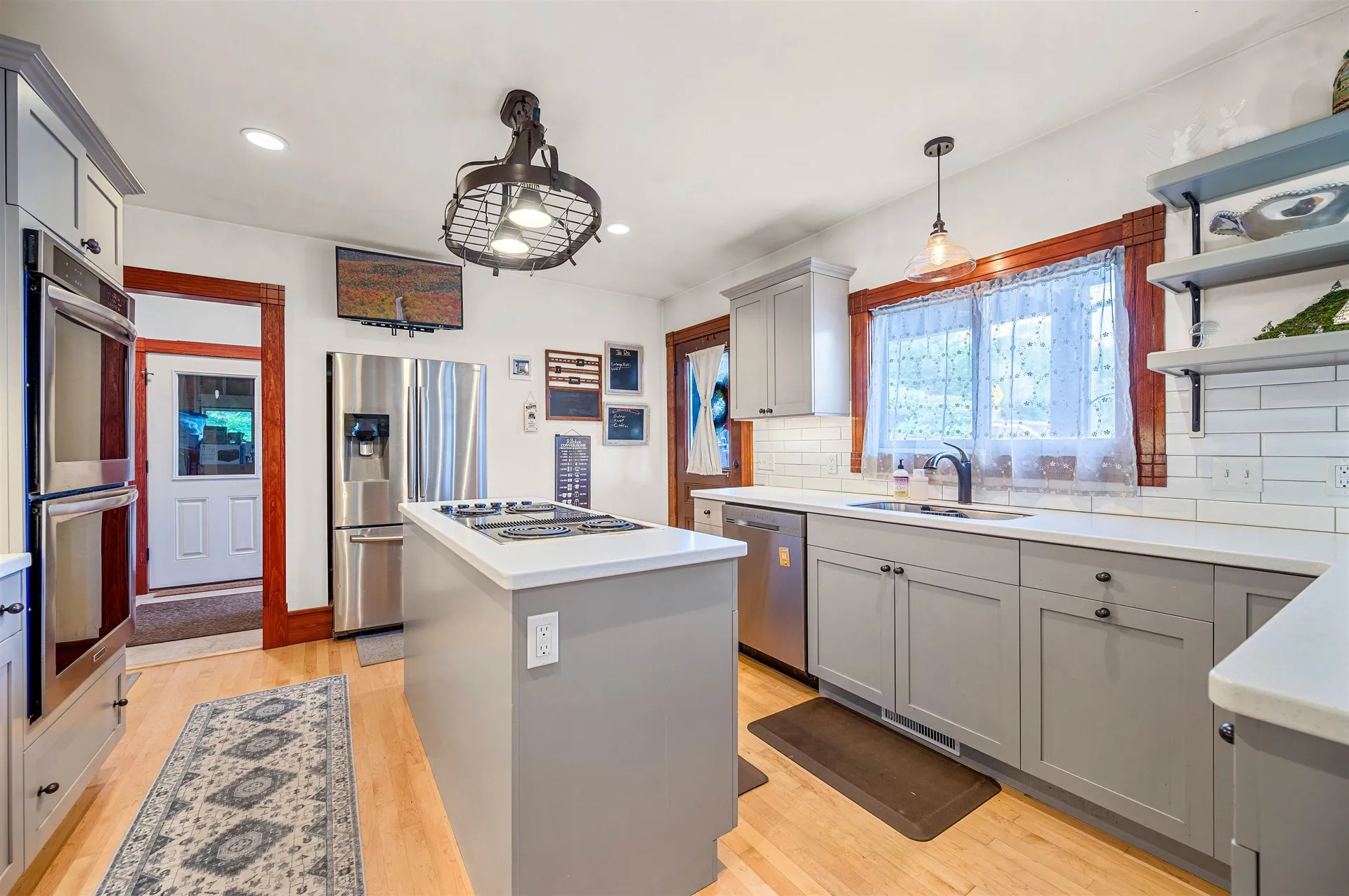 9 Brooklyn Street Morristown VT 05661