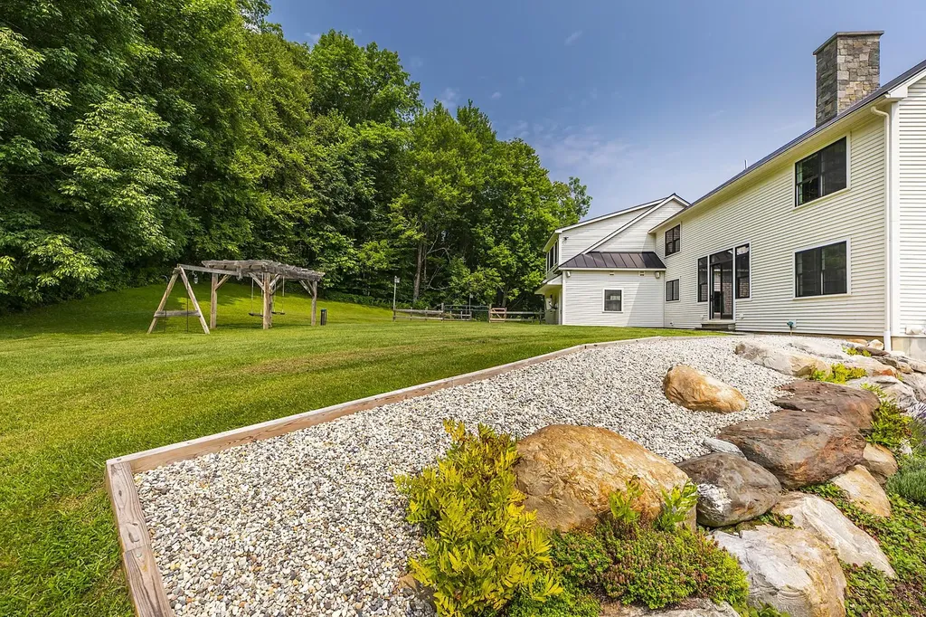 333 Creek Road Wallingford VT 05773