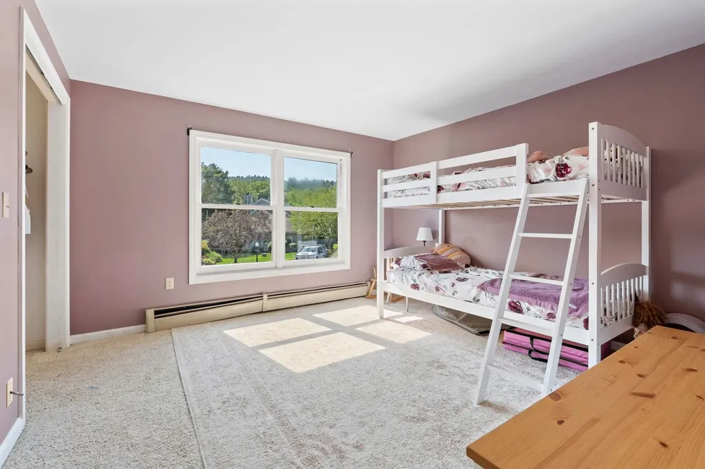 388 Western Avenue Henniker NH 03242