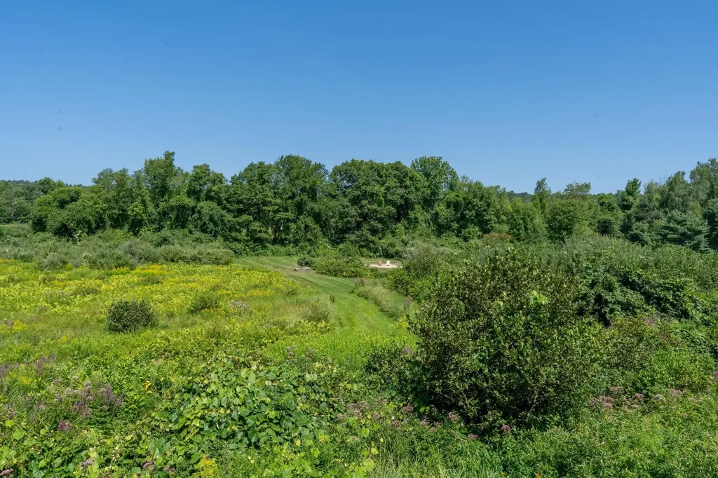 388 Western Avenue Henniker NH 03242