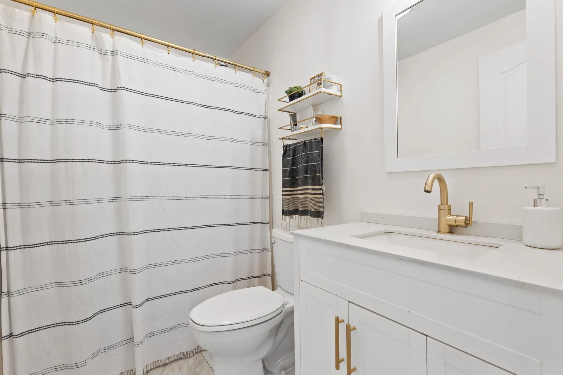 388 Western Avenue Henniker NH 03242