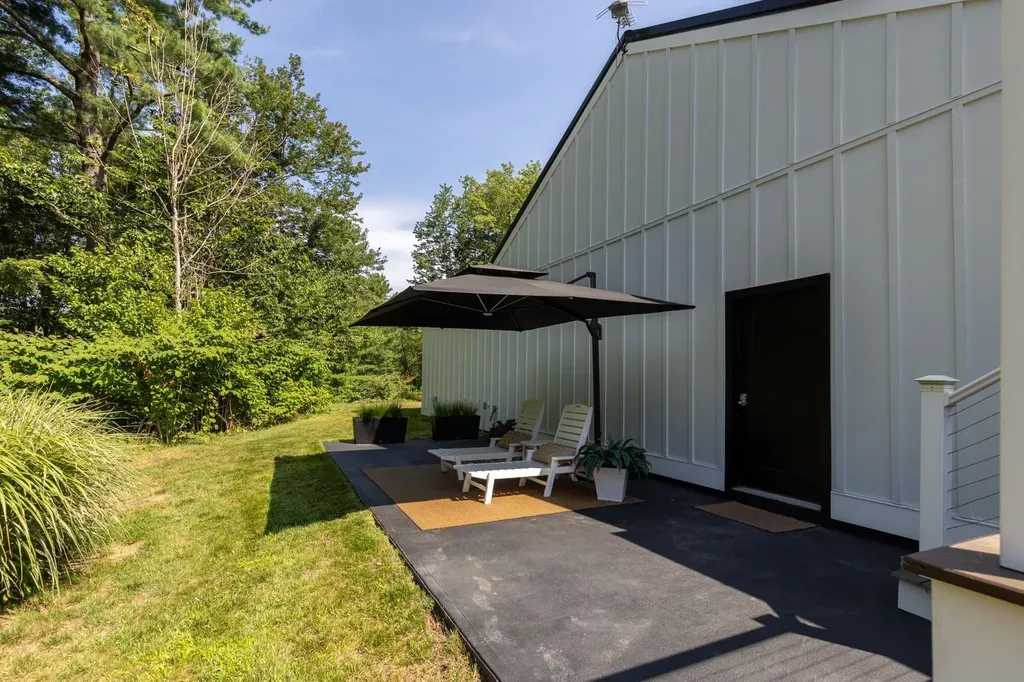 10 Lewis Road Kittery ME 03904