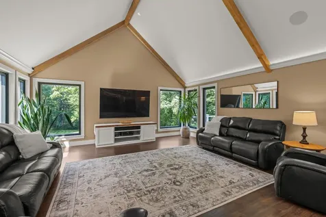 10 Lewis Road Kittery ME 03904