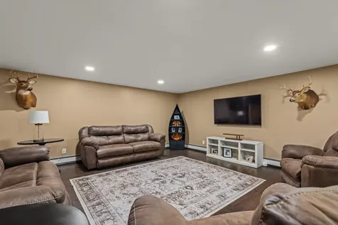 10 Lewis Road Kittery ME 03904