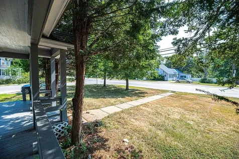 317 High Street Somersworth NH 03878