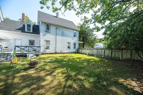 317 High Street Somersworth NH 03878