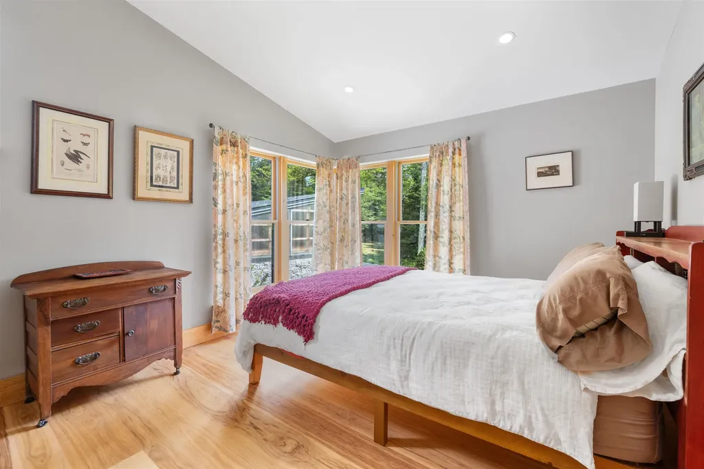 32 Steep Hill Road Wilmington VT 05363