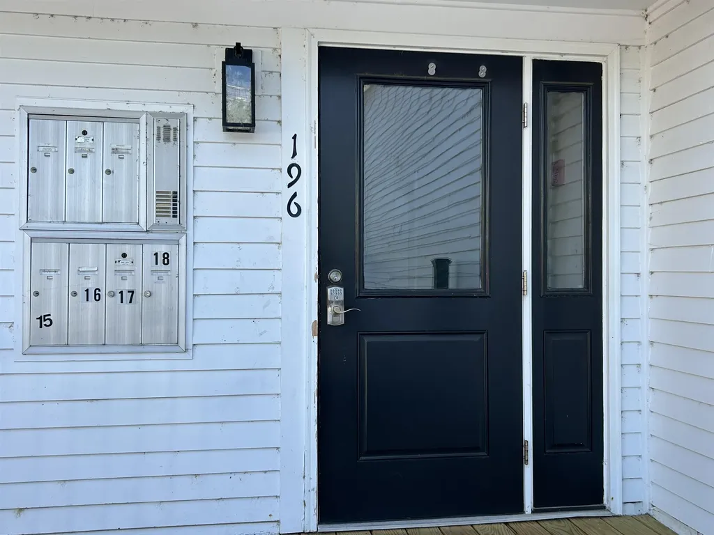 196 Water Street Exeter NH 03833