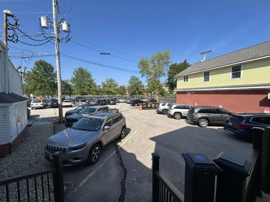 196 Water Street Exeter NH 03833