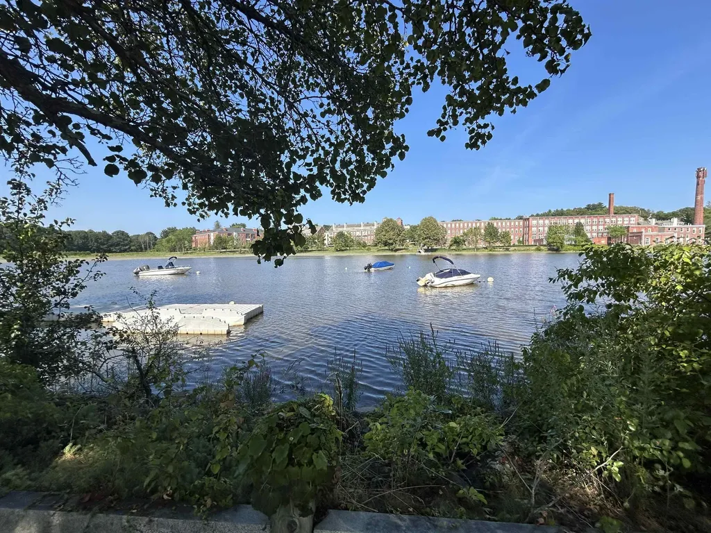 196 Water Street Exeter NH 03833