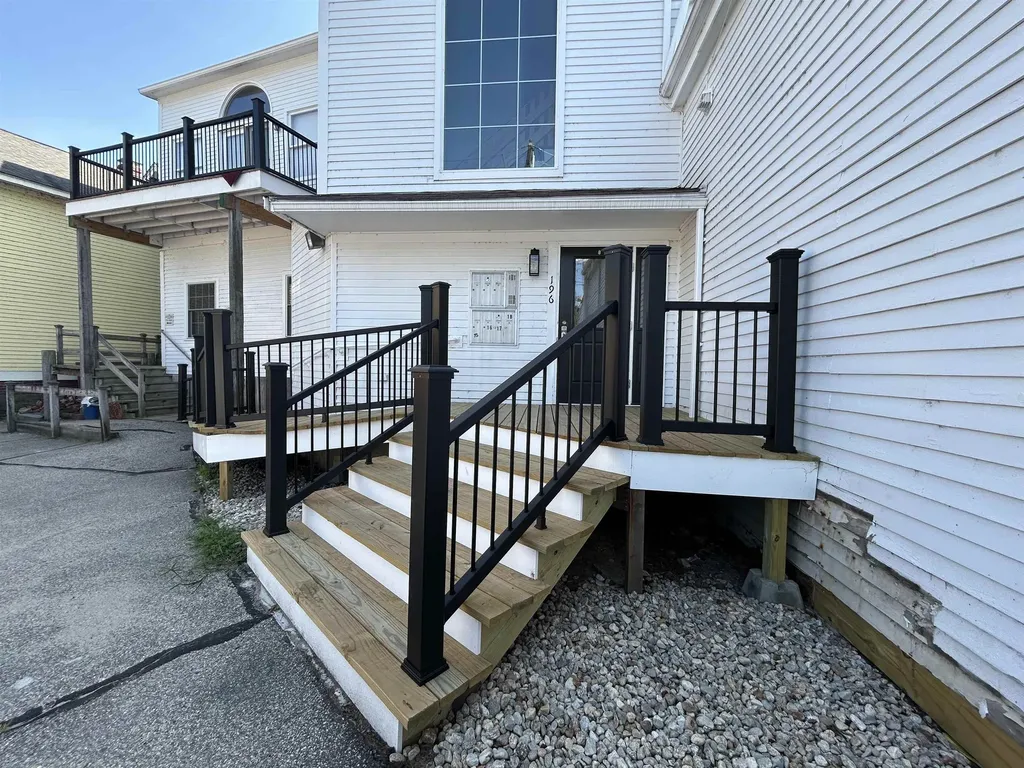 196 Water Street Exeter NH 03833