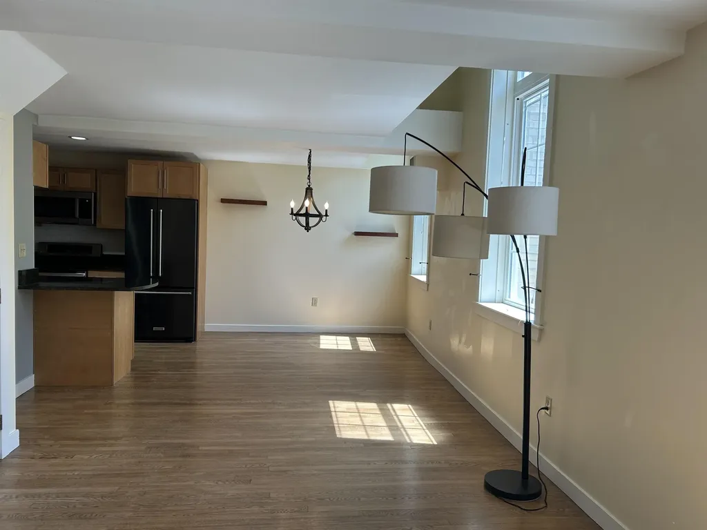 196 Water Street Exeter NH 03833