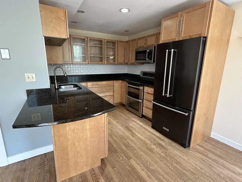 196 Water Street Exeter NH 03833