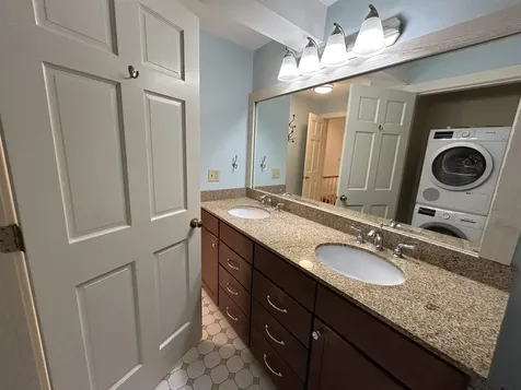 196 Water Street Exeter NH 03833