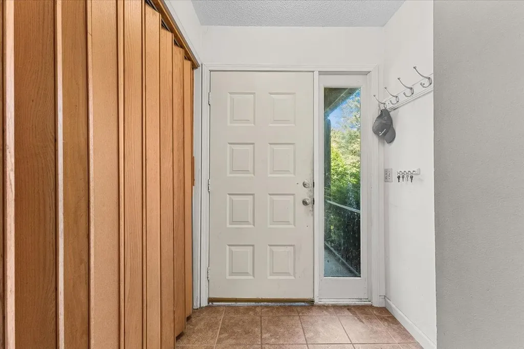 10 Wrisley Court Essex Junction VT 05452