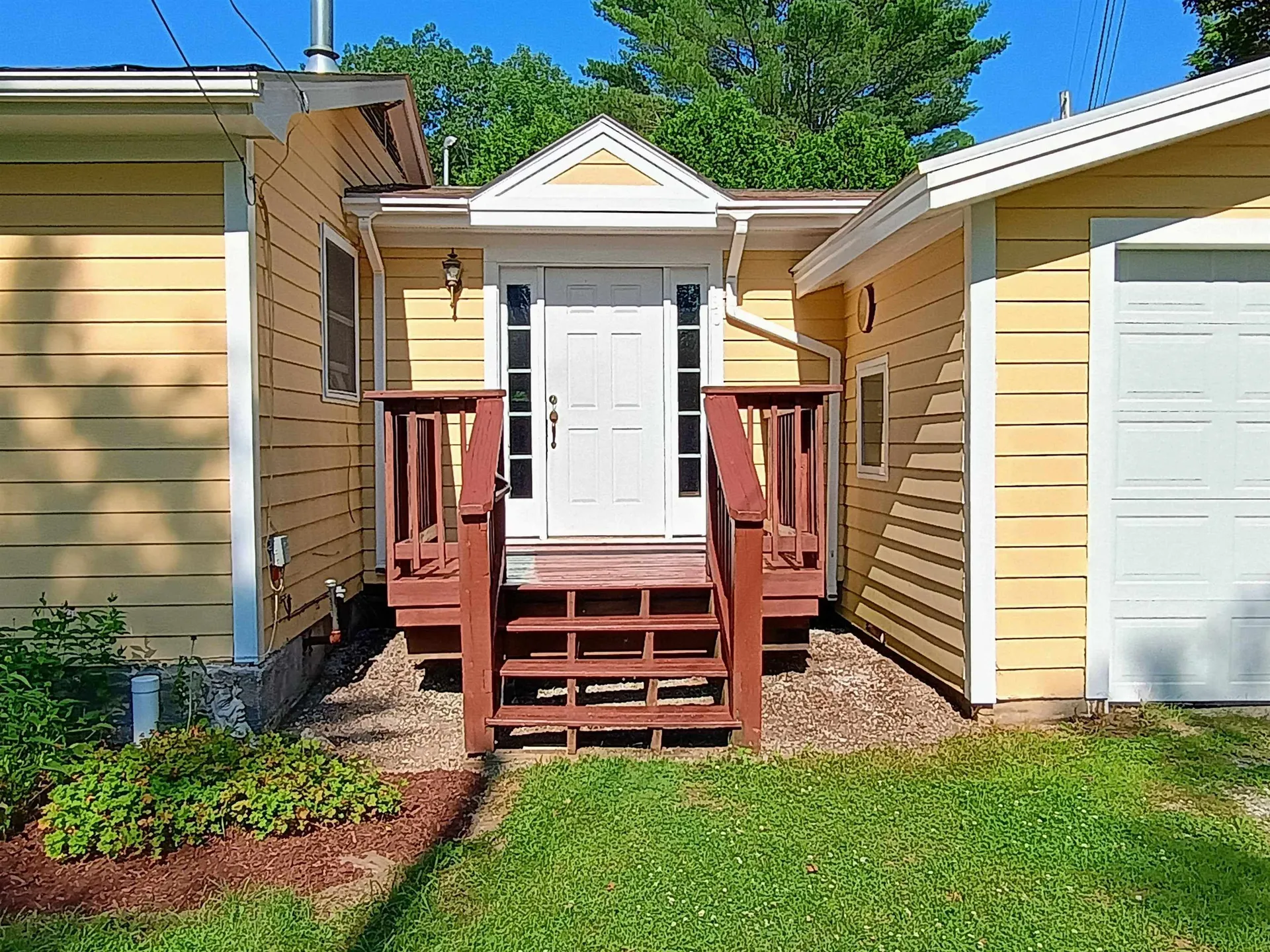 30 Currier Road Mendon VT 05701