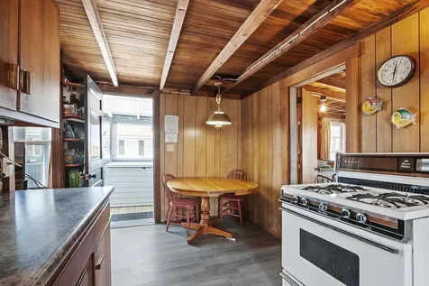 22-24 Perkins Avenue Hampton NH 03842