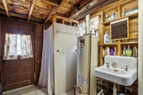 22-24 Perkins Avenue Hampton NH 03842