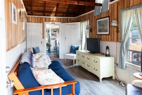 22-24 Perkins Avenue Hampton NH 03842