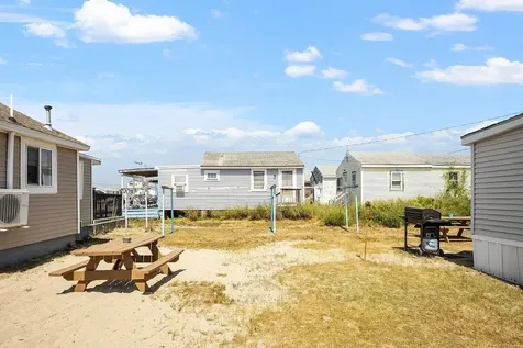 22-24 Perkins Avenue Hampton NH 03842