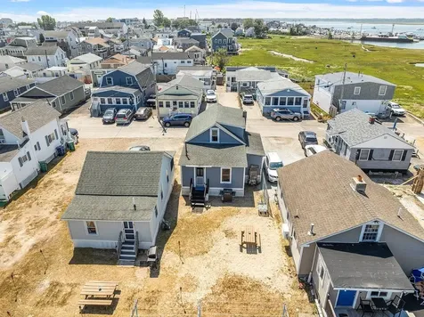 22-24 Perkins Avenue Hampton NH 03842