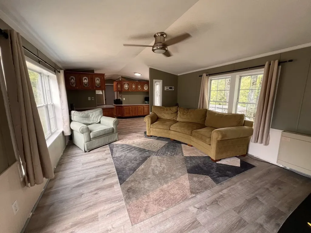 175 Roberts Road Barrington NH 03825